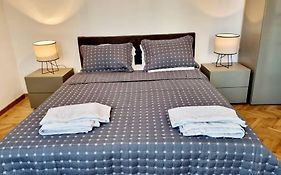 Cozy Apartment Near City Center
